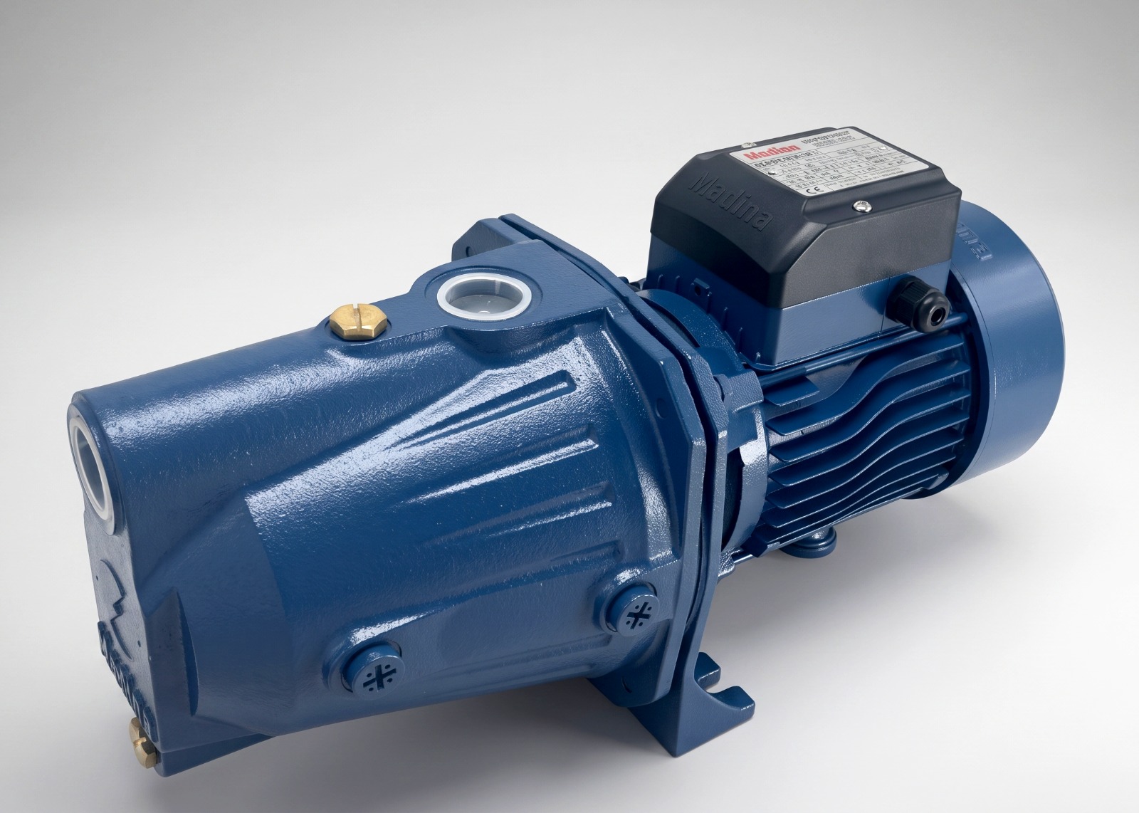 Self-priming jet pump
